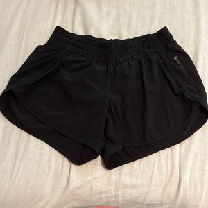 Lululemon Tracker 4inch